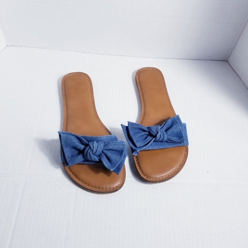 TIME AND TRU BROWN SANDAL WITH JEAN BOW SIZE 8